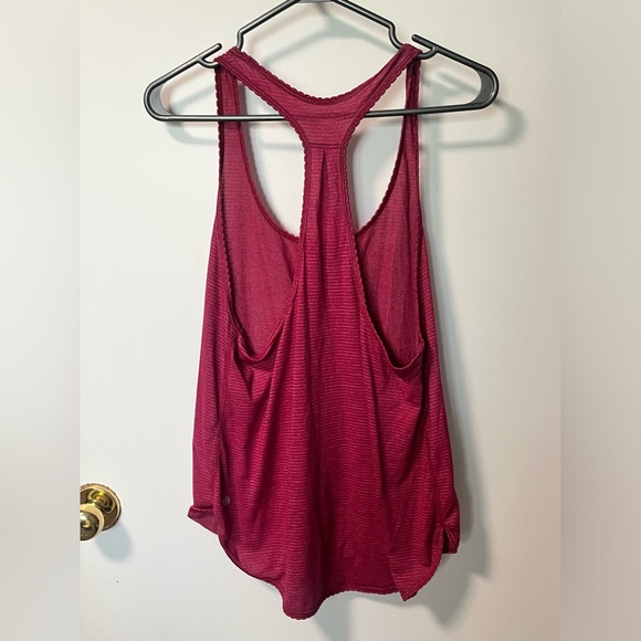Lululemon 105 F singlet - Picture 2 of 11